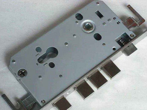 连云港市24小时上门开锁公司